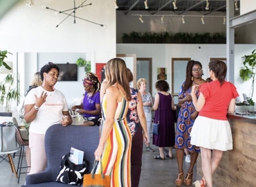 30 m² Co-working  in Minneapolis, MN, South Wayzata Boulevard 2909 (55405) - 5 | MatchOffice.com