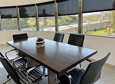 350 m² Meeting room in Los Angeles, CA, 500 S. Sepulveda Blvd. (90049) - 0 | MatchOffice