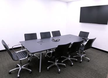 350 m² Convention center in Los Angeles, CA, 500 S. Sepulveda Blvd. (90049) - 3 | MatchOffice.com