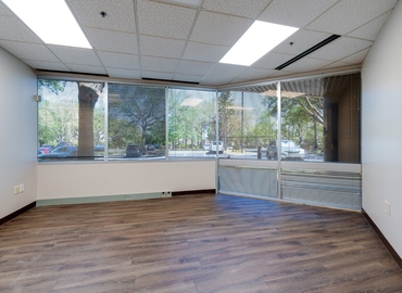 Office Semoran Boulevard 1211 32707 Casselberry, FL