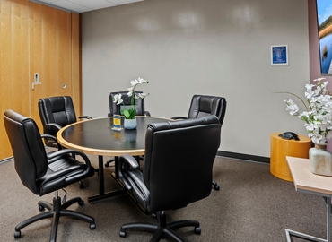 8400 m² Business center in Rockville, MD, 1 Research Court (20850) - 13 | MatchOffice.com