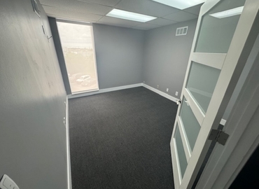 Office Palm Beach Lakes Blvd 33409 Virginia Beach, VA