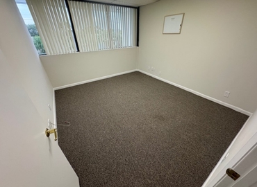 Office Northlake Boulevard 4362 33410 Palm Beach Gardens, FL