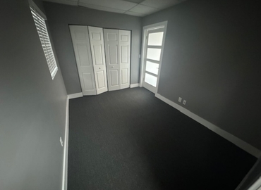 Office Palm Beach Lakes Blvd 33409 West Palm Beach, FL