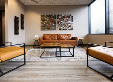 Office International Drive 7900 55425 Bloomington, MN