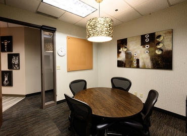 Office International Drive 7900 55425 Bloomington, MN