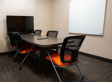 300 m² Meeting room in St. Louis Park, MN, Wayzata Boulevard 5775 (55416) - 4 | MatchOffice.com