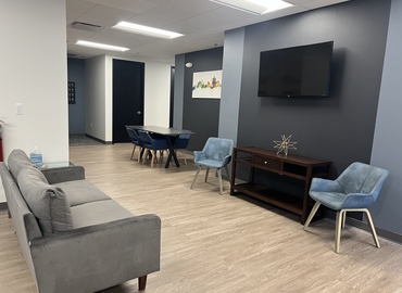 Virtual business address in Troy, MI, West Long Lake Road 880 (48098) - 5 | MatchOffice.com