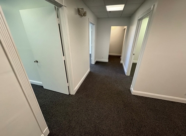 Office Northlake Boulevard 4362 33410 Palm Beach Gardens, FL