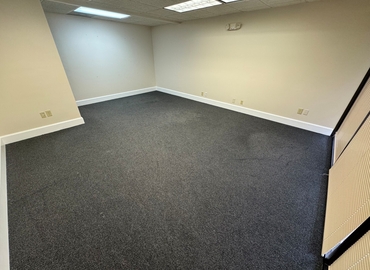 Office South Perimeter Road 1801 33309 Fort Lauderdale, FL