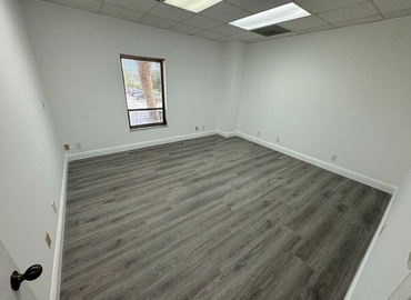 Office Corporate Way 5725 33407 West Palm Beach, FL