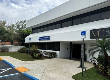 Office Northlake Boulevard 4360 33410 Palm Beach Gardens, FL