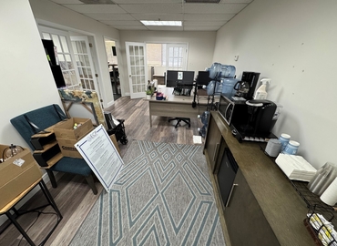 Office Northlake Boulevard 4362 33410 Palm Beach Gardens, FL