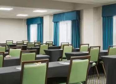  Conference center in Atlanta Perimeter - North Central, GA, Hammond Drive Northeast 769 (30328) - 1 | MatchOffice.com