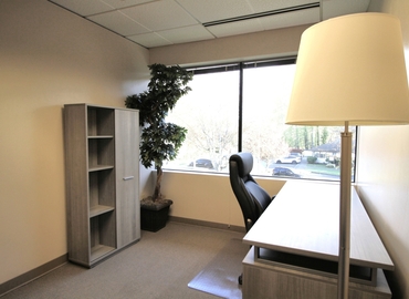 10 m² Business space in Seattle, WA, Southeast 64th Place 22525 (98027) - 2 | MatchOffice