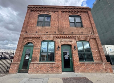 10 m² Co-working in Bakersfield, CA, Eye Street 2020 (93301) - 5 | MatchOffice.com