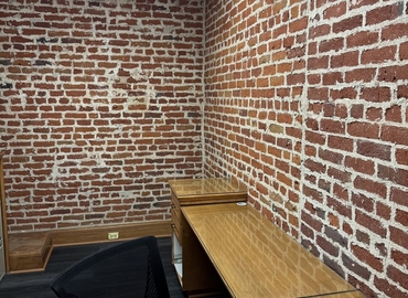 10 m² Coworking space in Bakersfield, CA, Eye Street 2020 (93301) - 4 | MatchOffice.com