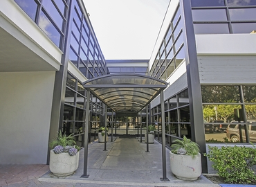 320 m² Business park in Irvine, CA, Business Center Drive 2102 (92612) - 1 | MatchOffice.com