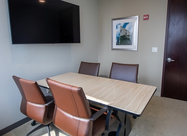 Office West Madison Street 181 60602 Chicago, IL