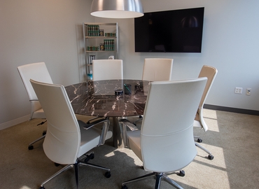 Office West Madison Street 181 60602 Chicago, IL