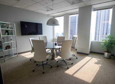 Office West Madison Street 181 60602 Chicago, IL