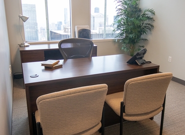 Office West Madison Street 181 60602 Chicago, IL