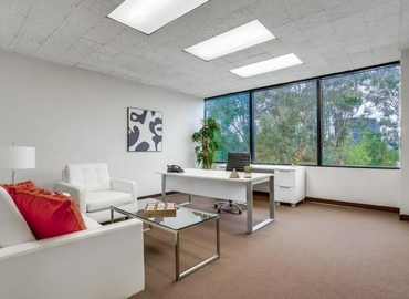600 m² Shared workspace  in Woodland Hills, CA, Canoga Avenue 5850 (91367) - 7 | MatchOffice