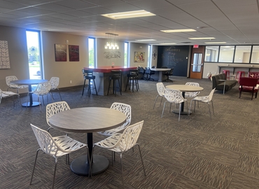  Meeting room in Woodbury, MN, Wooddale Drive 2042 (55125) - 4 | MatchOffice