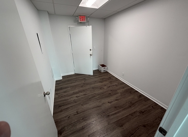 Office North Military Trail 8895 33410 Palm Beach Gardens, FL
