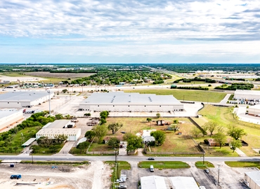 40600 m² Office warehouse for rent in San Antonio, TX, Cornerway Boulevard 1228 (78219) - 0 | MatchOffice.com