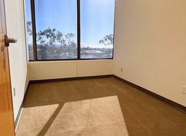 275 m² Co-working  in Newport Beach, CA, 260 Newport Center Drive (92660) - 15 | MatchOffice.com