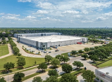 40600 m² Commercial warehouse for rent in Sugar Land, TX, West Airport Boulevard 12510 (77478) - 1 | MatchOffice
