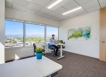 Office Ventura Boulevard 15303 91403 Sherman Oaks,	 CA