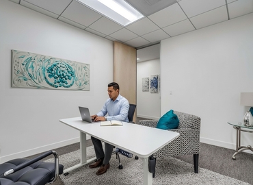 Office Ventura Boulevard 15303 91403 Sherman Oaks,	 CA