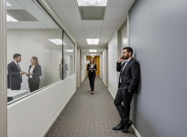 Office Marine View Avenue 445 92014 Del Mar. California