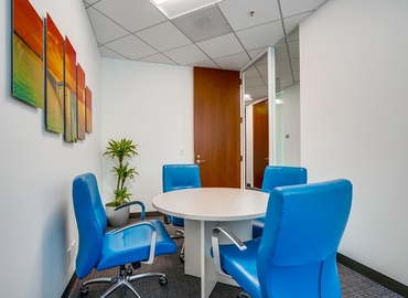 Office Wilshire Boulevard 12121 90025 Westwood