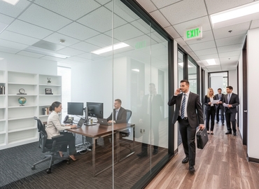 Office Ventura Boulevard 21031 91364 Los Angeles, CA