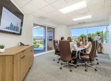 Virtual address in Woodland Hills, CA, Victory Boulevard 21300 (91367) - 3 | MatchOffice.com