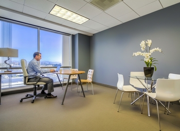 Virtual address in Santa Monica, CA, Wilshire Boulevard 100 (90401) - 2 | MatchOffice.com