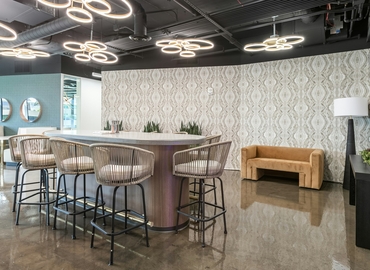 Office East Camelback Road 2325 85016 Phoenix, AZ