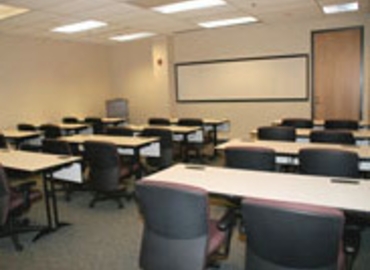 250 m² Business space place for rent in Columbus, OH, 100 E. Campus View Boulevard (43235) - 3 | MatchOffice