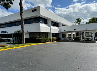 Office Northlake Boulevard 4360 33410 Palm Beach Gardens, FL
