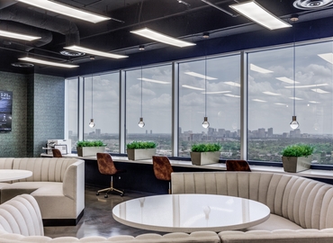 Office Greenway Plaza 24 77046 Houston Central, TX