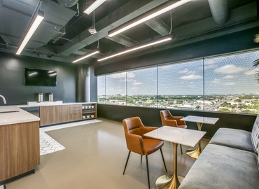 645 m² Business park in Houston Westside, TX, Westheimer Road 5718 (77057) - 1 | MatchOffice.com