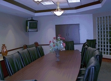 16700 m² Business space building up for rent in Miami, FL, 6625 Miami Lakes Drive (33014) - 3 | MatchOffice.com