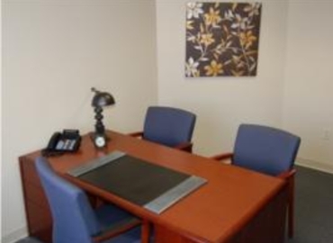 500 m² Business space in Cincinnati, OH, 11427 Reed Hartman Hwy (45241) - 1 | MatchOffice.com