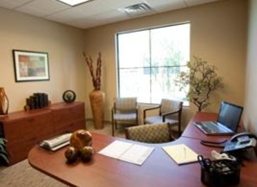 250 m² Business center building available to rent in Gilbert, AZ, 1166 E. Warner Rd. (85296) - 1 | MatchOffice