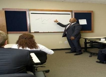 660 m² Serviced office in Birmingham, AL, 4000 Eagle Point Corporate Drive (35242) - 3 | MatchOffice