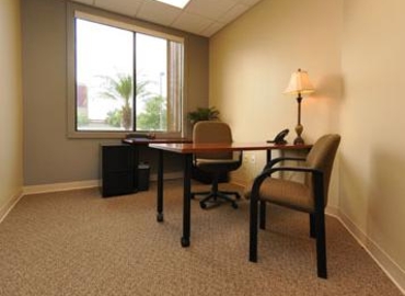 250 m² Business center place available to rent in Orlando, FL, 1802 North Alafaya Trail (32826) - 2 | MatchOffice