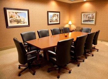 250 m² Business space in Tampa, FL, 8270 Woodland Center Boulevard (33614) - 4 | MatchOffice